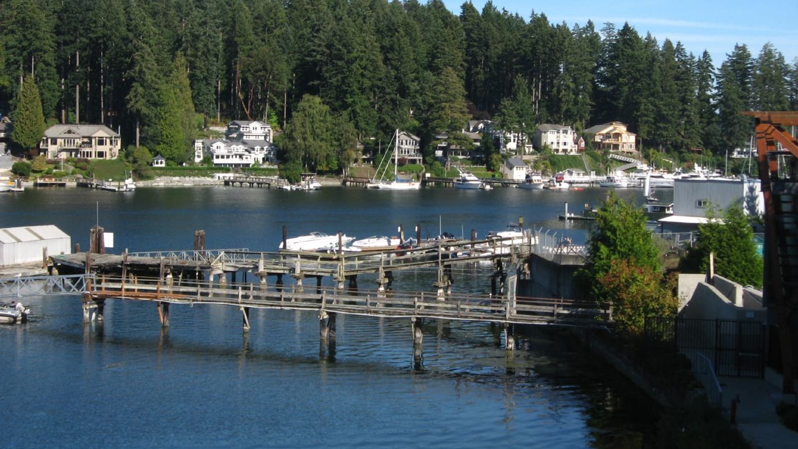 Washington State Notary Fees in 2026 — What Should You Pay?